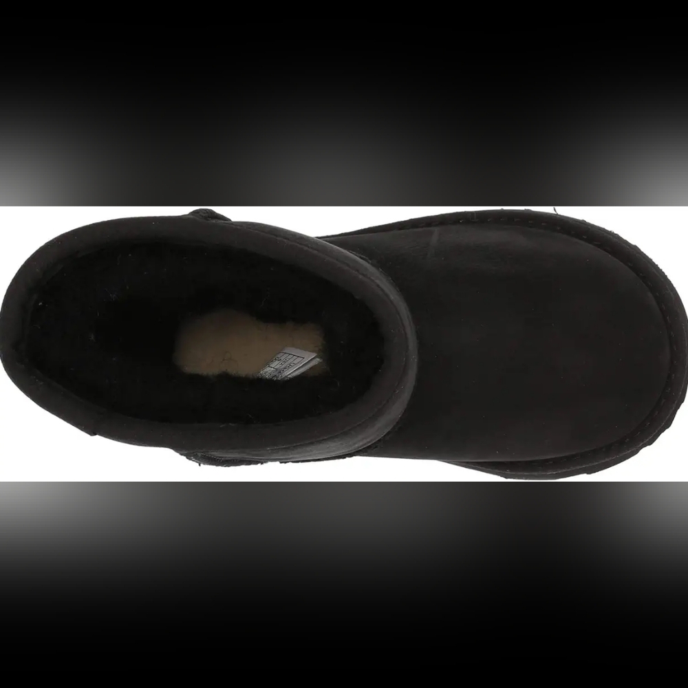 UGG (Toddler/Little Kid) Classic Weather Short - Picture 2 of 10